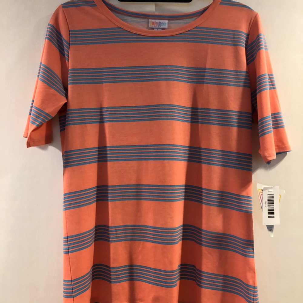 LuLaRoe Large Gigi—peach with blue stripes